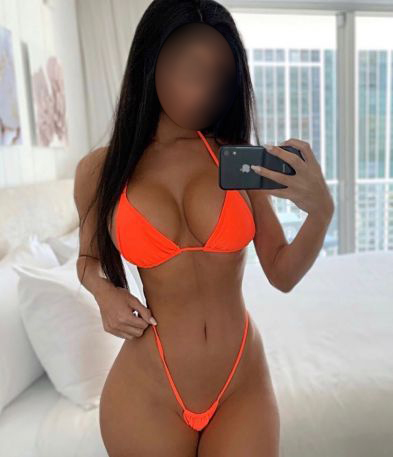 Horer Svendborg: INVITER MIG JEG ER DIN DRØM, HUN DJÆVEL MED RØDETRÆDE HELT NATURLIG