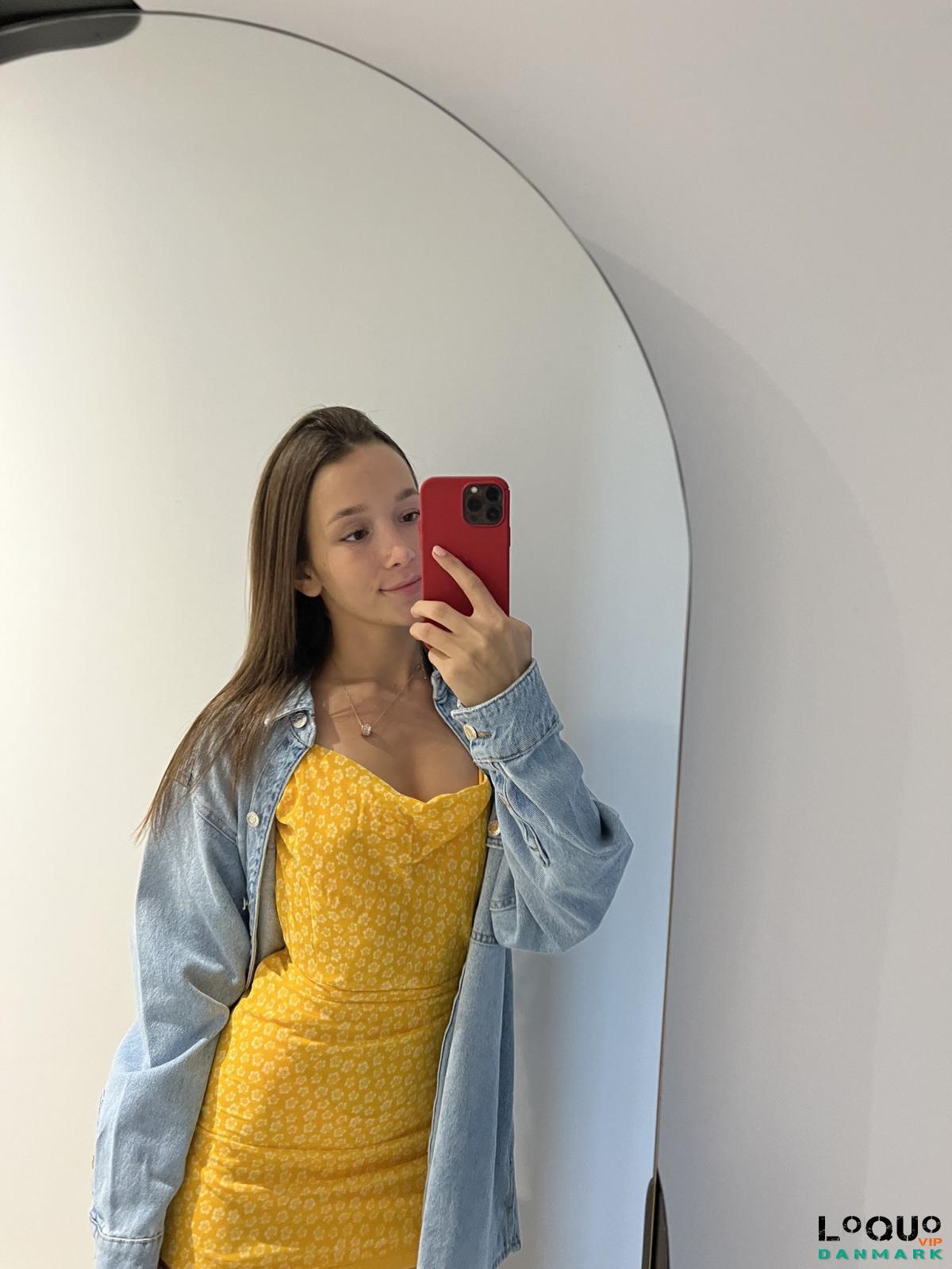 Horer Nyborg: @Julianafoy sexy